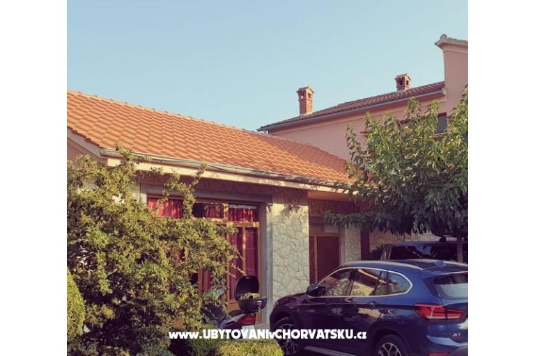 Apartmaji DARIO - Sukošan – foto 76