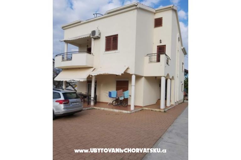 Apartmaji Elvis – foto 6