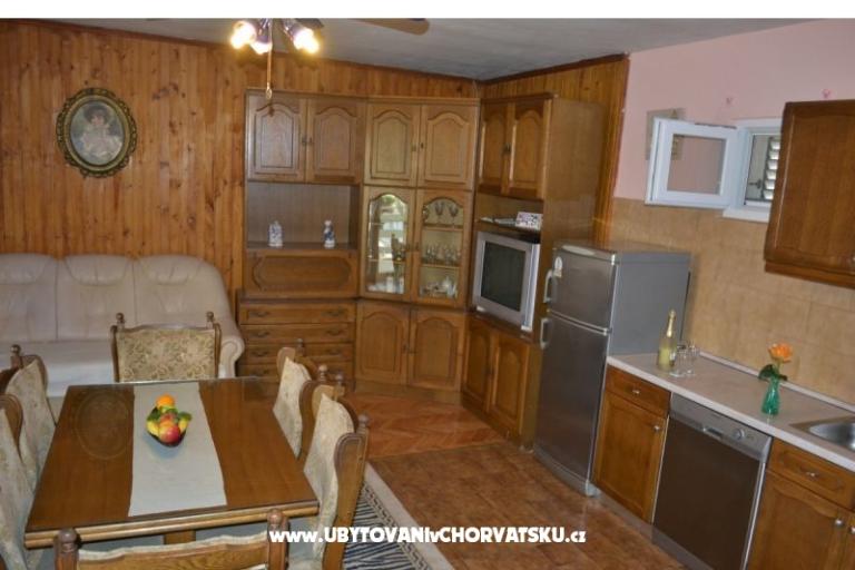 Apartmaji Mladenka – foto 12