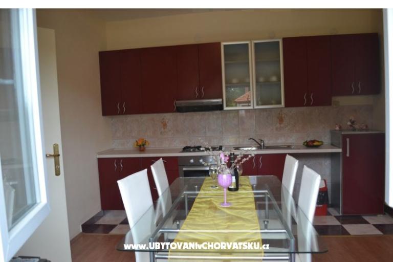 Apartmaji Mladenka – foto 6
