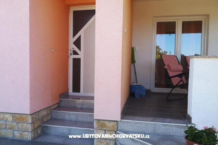 Apartma ANAI with private  pool – foto 12
