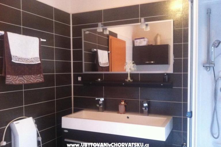 Apartmaji Duje &amp; Ivan – foto 7
