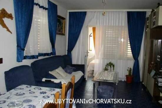 Apartmaji Sobe Akmadzic – foto 3