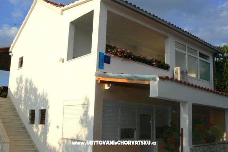 Apartmaji Denis Supetar Brač – foto 4