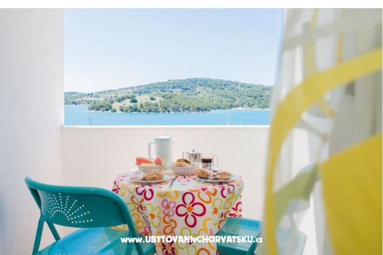 Apartmaji Barbara Tisno – foto 10