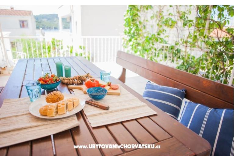 Apartmaji Barbara Tisno – foto 15