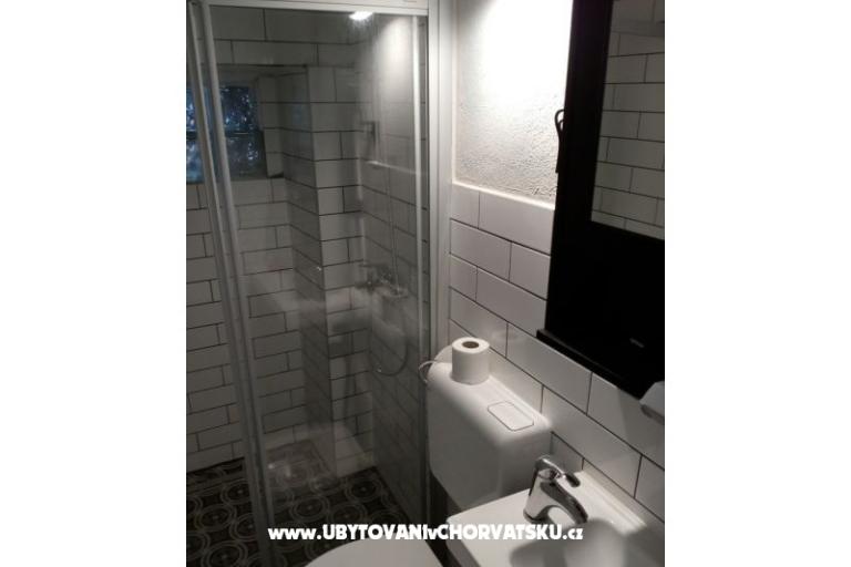 Apartma - kamena kuća  Šparoga – foto 5