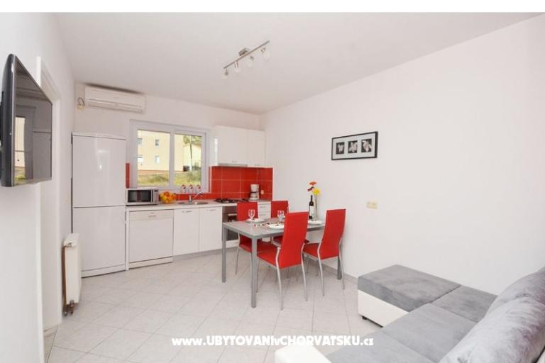 Apartmaji Ana i Vinka – foto 6