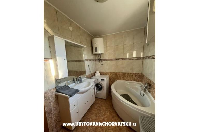 Apartma Lana – foto 11