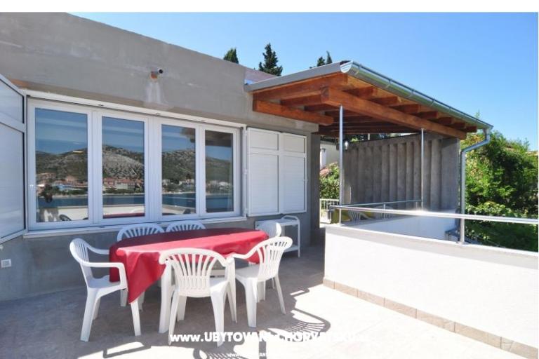 Apartma Zoranka na plaži – foto 4
