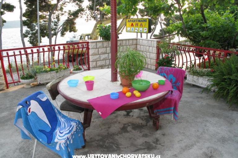 Apartmaji Ana – foto 8