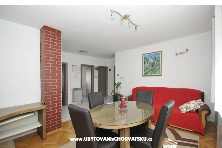 Apartmaji Borna – foto 7