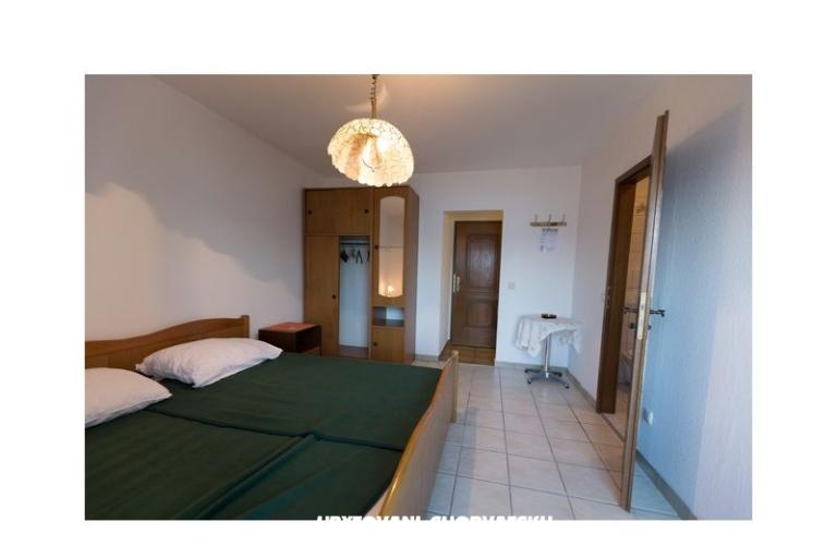 Apartmaji Cornelija – foto 11