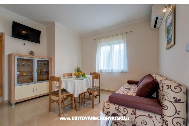 Apartmaji Glavina – foto 11