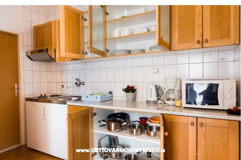 Apartmaji Ivan*** – foto 12