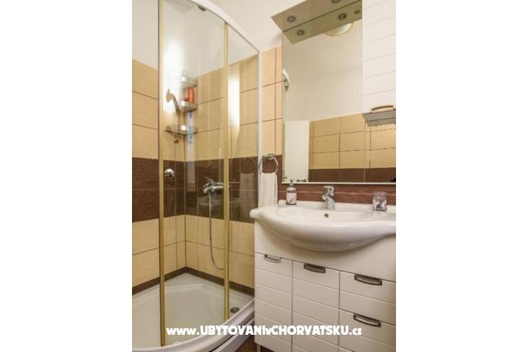 Apartmaji Karmen – foto 10