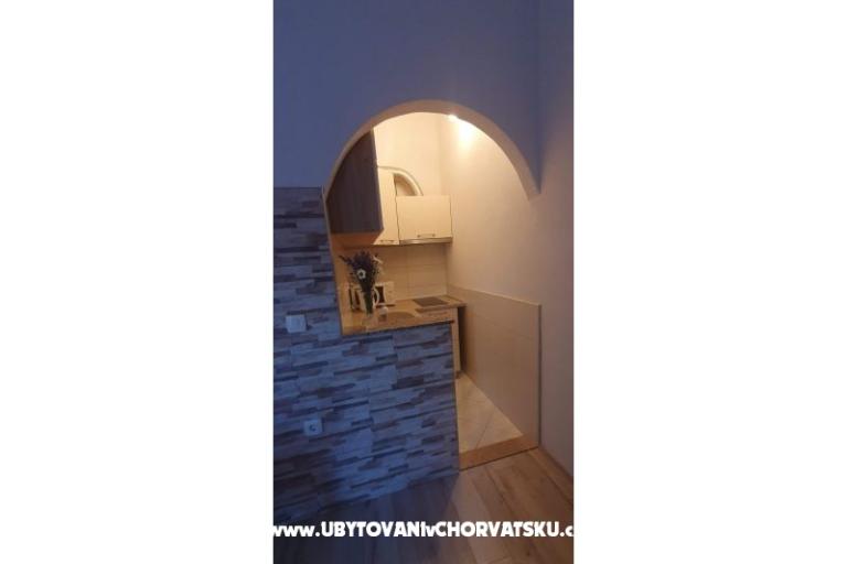 Apartmaji Lana – foto 13