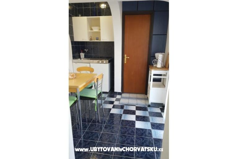 Apartmaji Laura – foto 4
