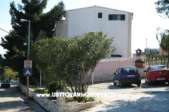 Apartmaji Lucija net – foto 2