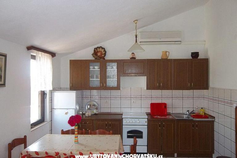 Apartmaji Mihovilovic – foto 16