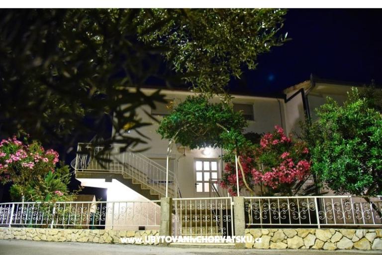 Apartmaji Nada – foto 2
