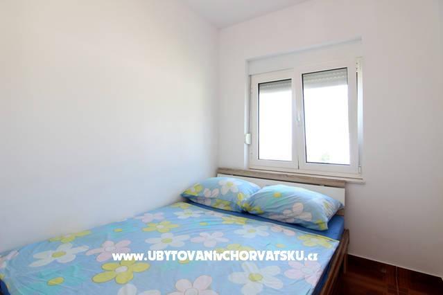Apartmaji Okrug Gornji – foto 5