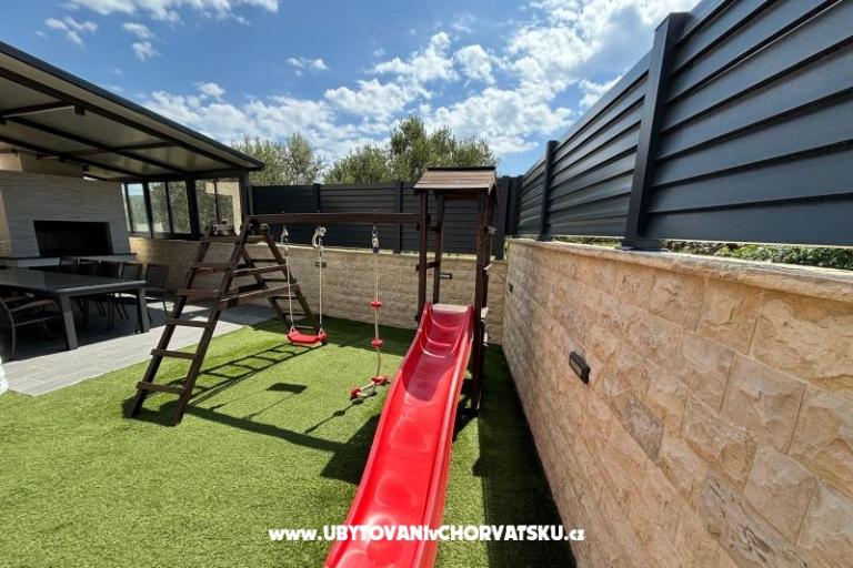Apartmaji Villa Peky – foto 12
