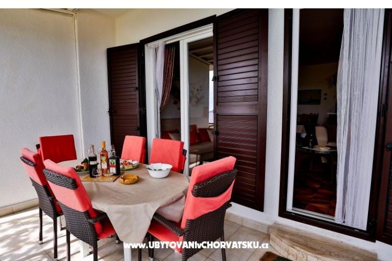 Apartmaji  PAVLIŠA – foto 14