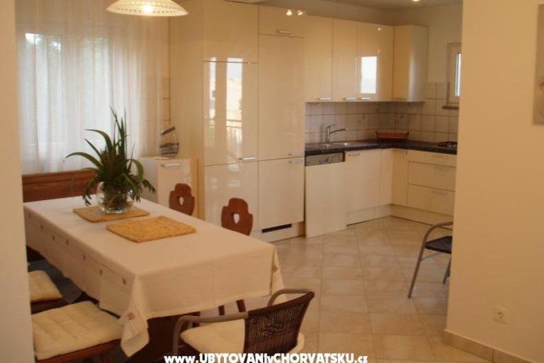 Apartmaji Pupic – foto 5