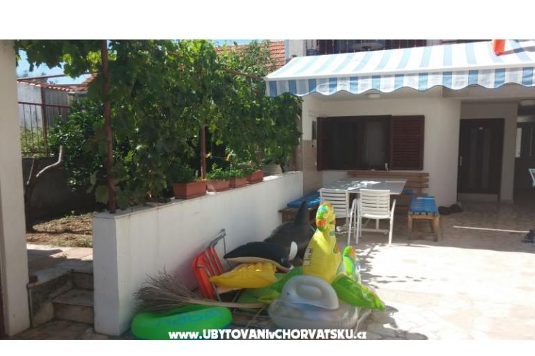Apartmaji Tri palme – foto 15