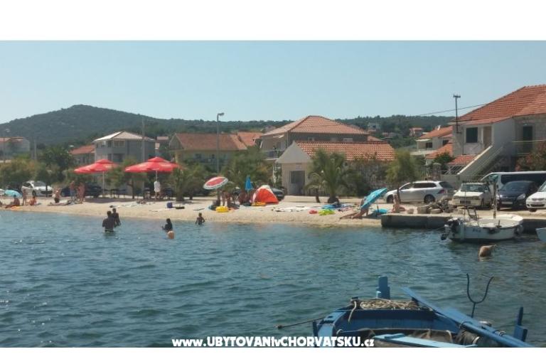 Apartmaji Tri palme – foto 2