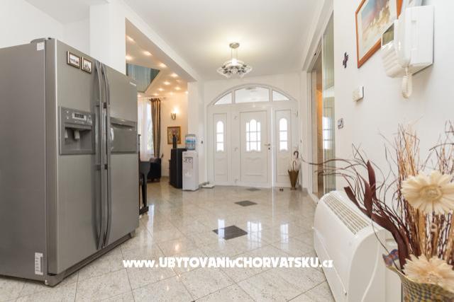 Apartmaji Vila Gloria – foto 10