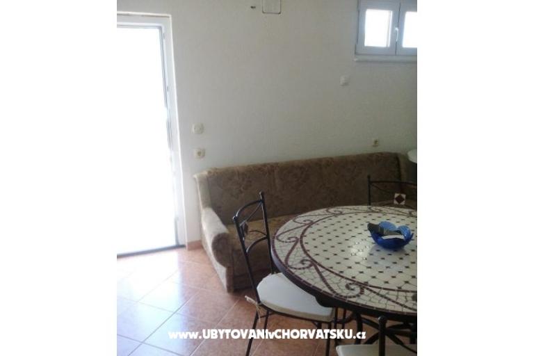 Apartmaji Vujica  – foto 8