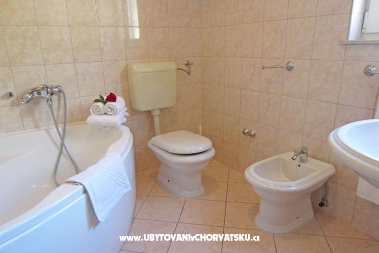 Apartmaji Lucia – foto 12