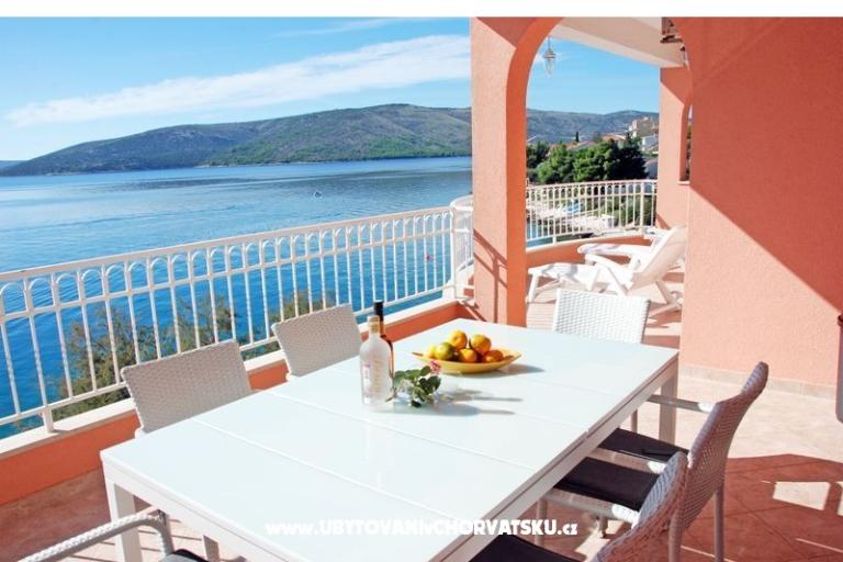 Apartmaji Lucia – foto 6