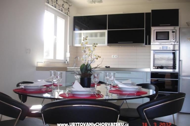 Apartmaji Leona – foto 8