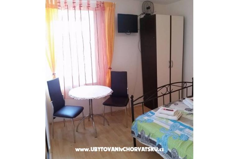 Apartmaji Stone Hiša – foto 7