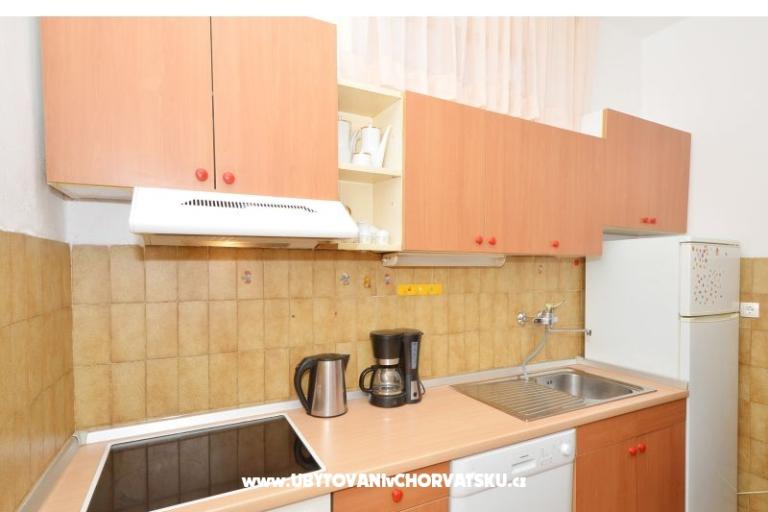 Apartma Petra Arbanija – foto 7