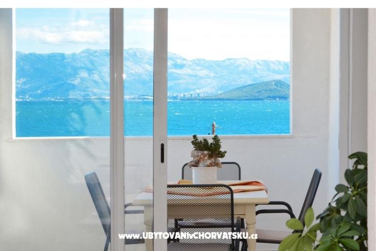Apartma Petra Arbanija – foto 8