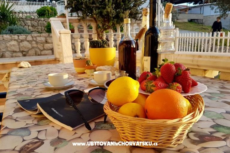 Družinski apartma Okrug Donji – foto 6