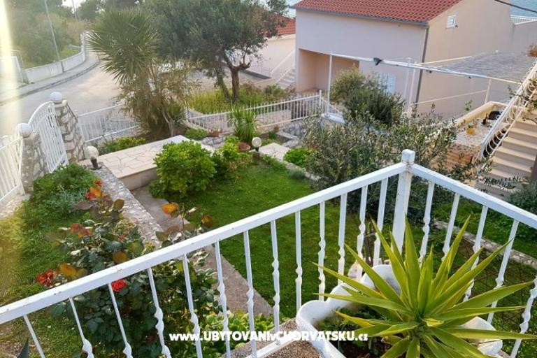Družinski apartma Okrug Donji – foto 9