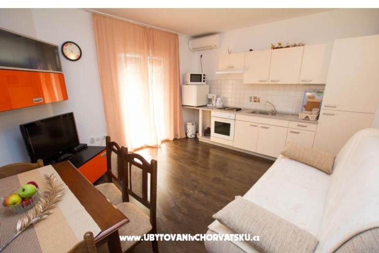 Apartmaji Anamaria – foto 11