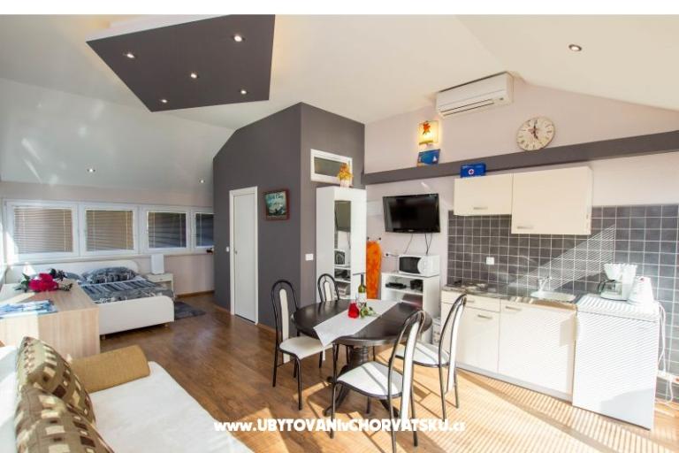 Apartmaji Anamaria – foto 15