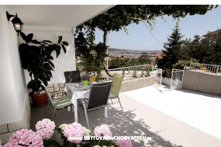 Apartmaji Carmen – foto 10