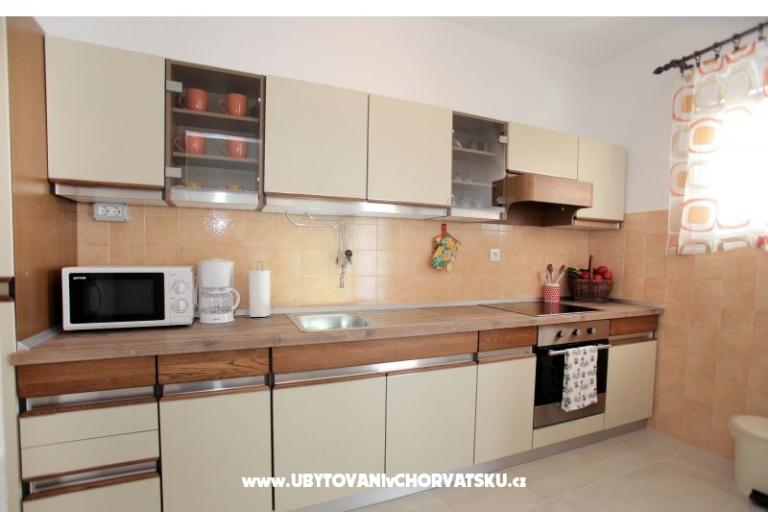 Apartmaji Carmen – foto 5