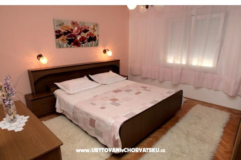 Apartmaji Carmen – foto 6