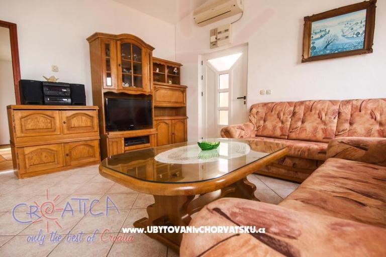 Apartmaji Dario – foto 14