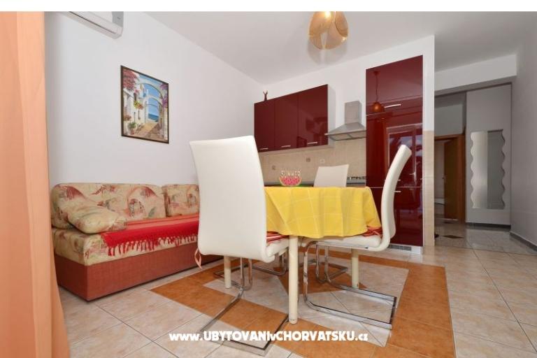 Apartmaji Katarina – foto 10