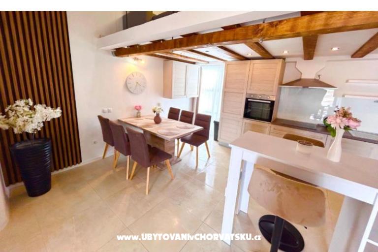 Apartmaji Ksenija and Anchor – foto 33