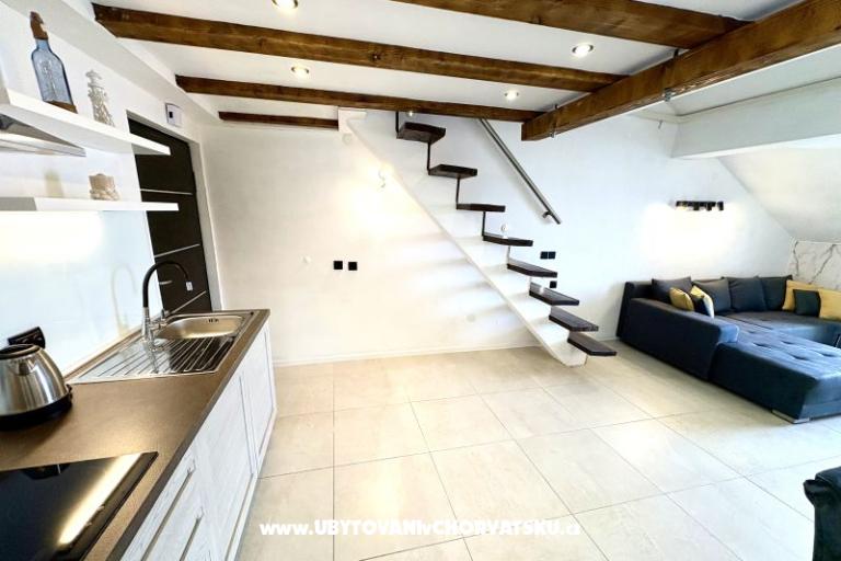 Apartmaji Ksenija and Anchor – foto 36